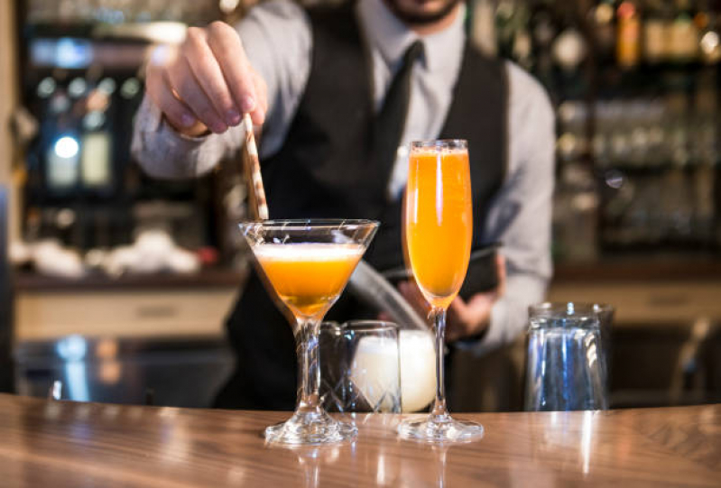 Bartender para Confraternização Zona Leste - Bartender Profissional
