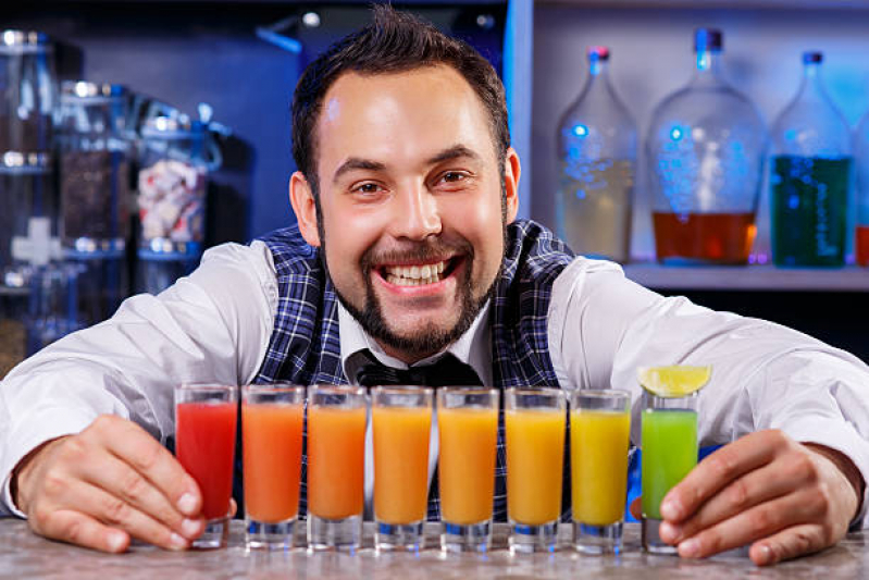 Bartender para Eventos Corporativos Arco-Íris - Bartender para Eventos Corporativos
