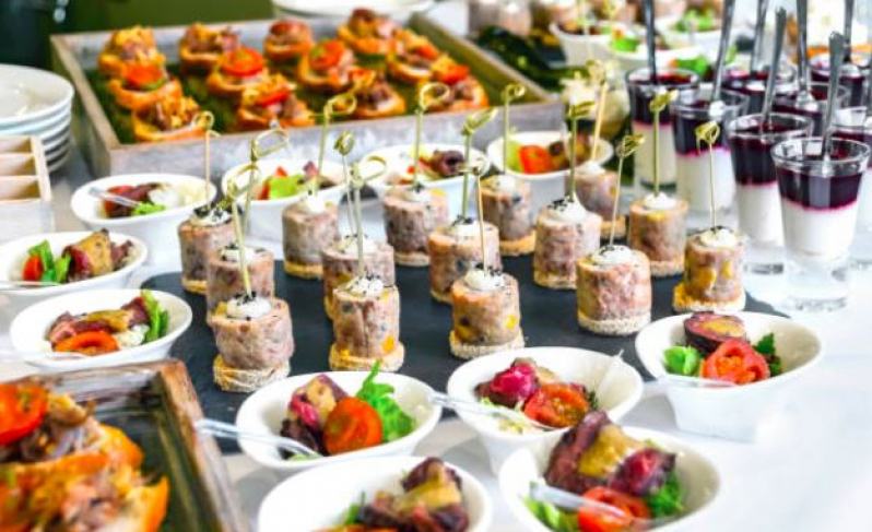 Contratar Serviço de Catering para Feiras Empresariais Oriente - Serviço de Catering em Eventos